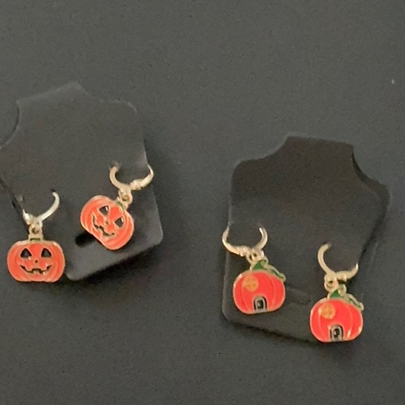 Handmade Halloween earrings. - Picture 4 of 4